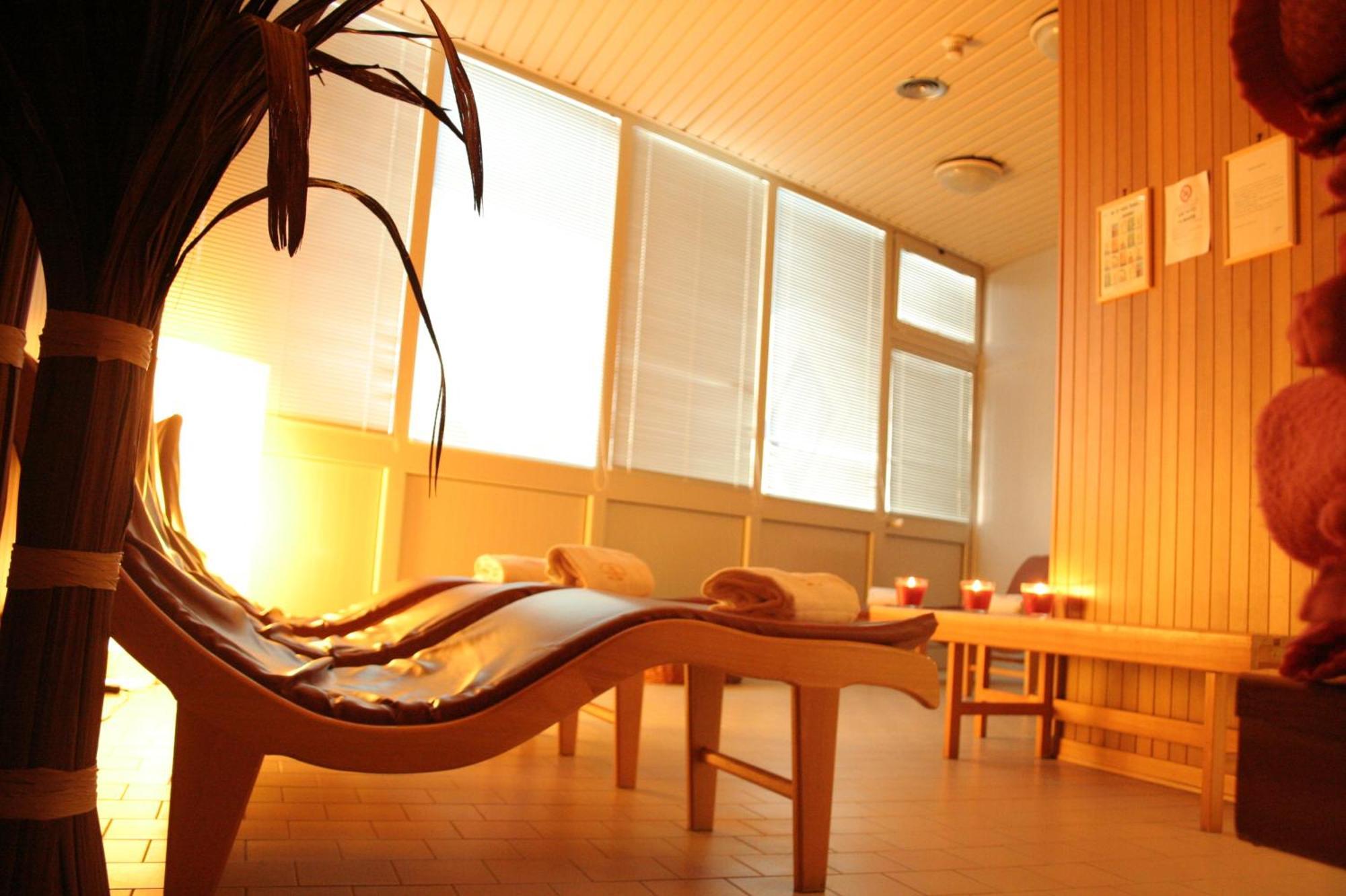 Hotel Centro Benessere Gardel Arta Terme Buitenkant foto
