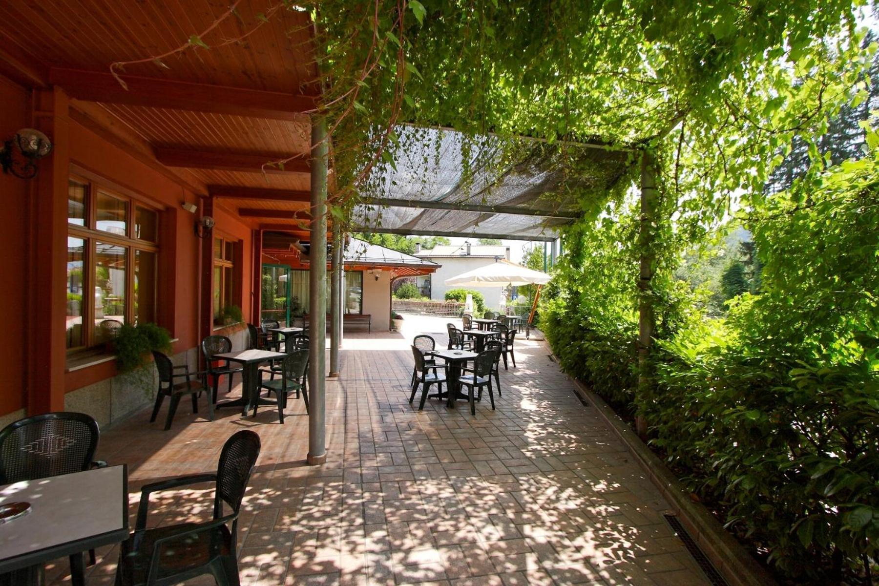 Hotel Centro Benessere Gardel Arta Terme Buitenkant foto